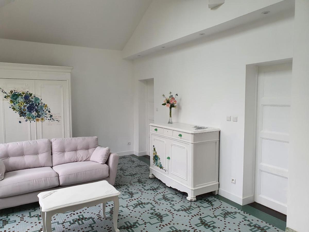 Gite De La Maison Du L.A.C Simard Экстерьер фото